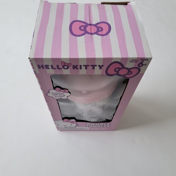 HELLO KITTY Doodle Tumbler with Straw and Surprise Gift Bag inside, Sanrio new - Picture 6 of 13